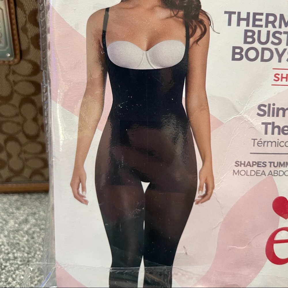 Shaperlove by curvees. Brand new still in package